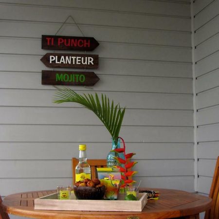 Or Bleu-Bungalow Volcan Soufriere-Vue Sur Mer Saint-Claude Exterior photo